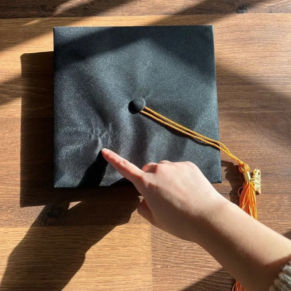 🔥4/$20 Vintage Graduation Cap 2008 - Picture 4 of 6